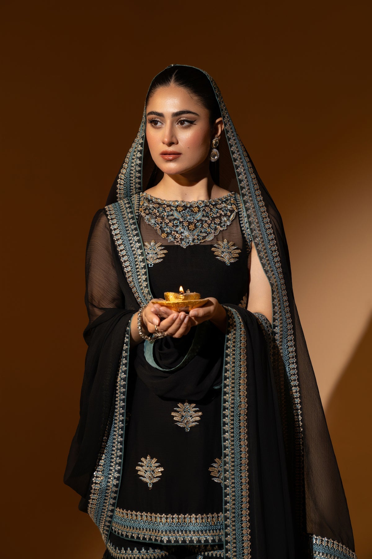 Hem-Stitch Luxury Unstitched Wedding Collection – Noori-07